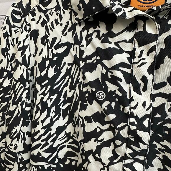Tory Burch Black White Patterned 100% Silk T Logo Tunic Blouse Size 6 - Picture 4 of 11